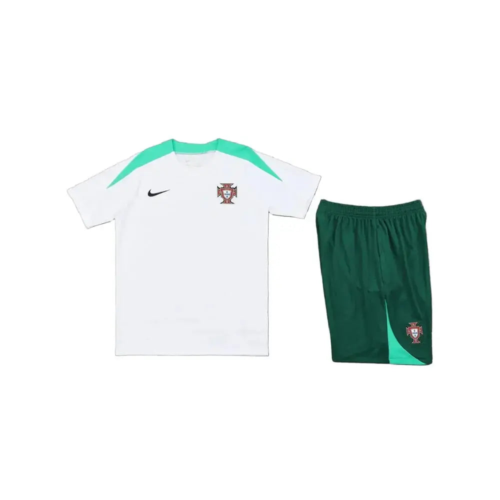 Ensemble Portugal Training Blanc