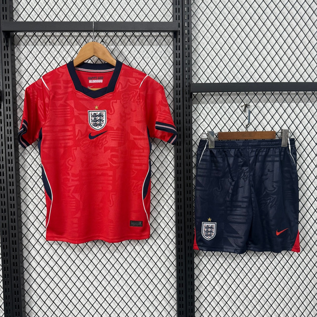 2026 Ensemble Enfant  England  Extérieur