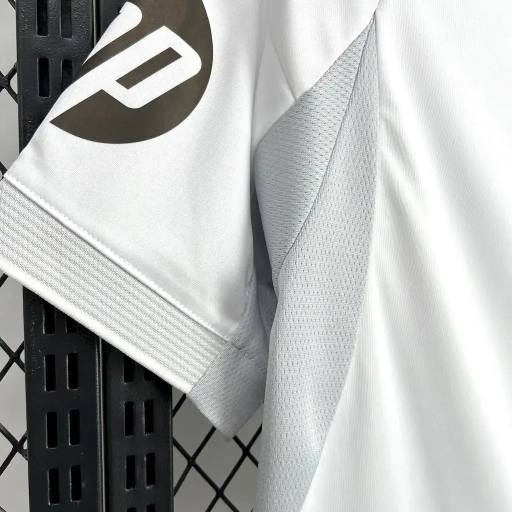 Maillot domicile du Real Madrid 25/26
