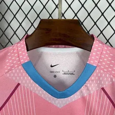 PSG Paris Saint Germain maillot foot concept rose 2025 2026