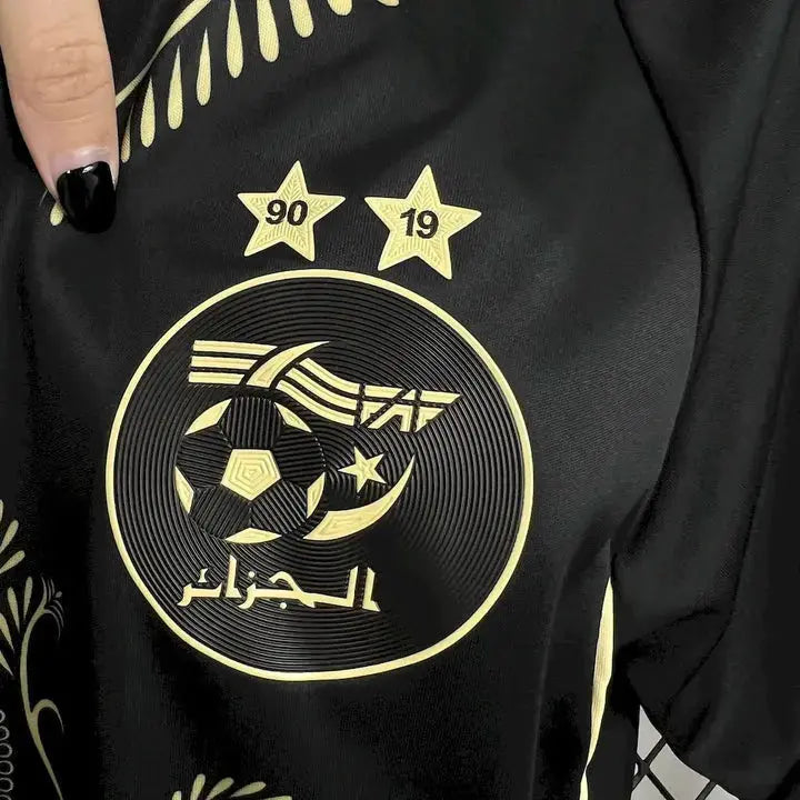 Maillot de l'Algérie 2024/2025 Concept Noir